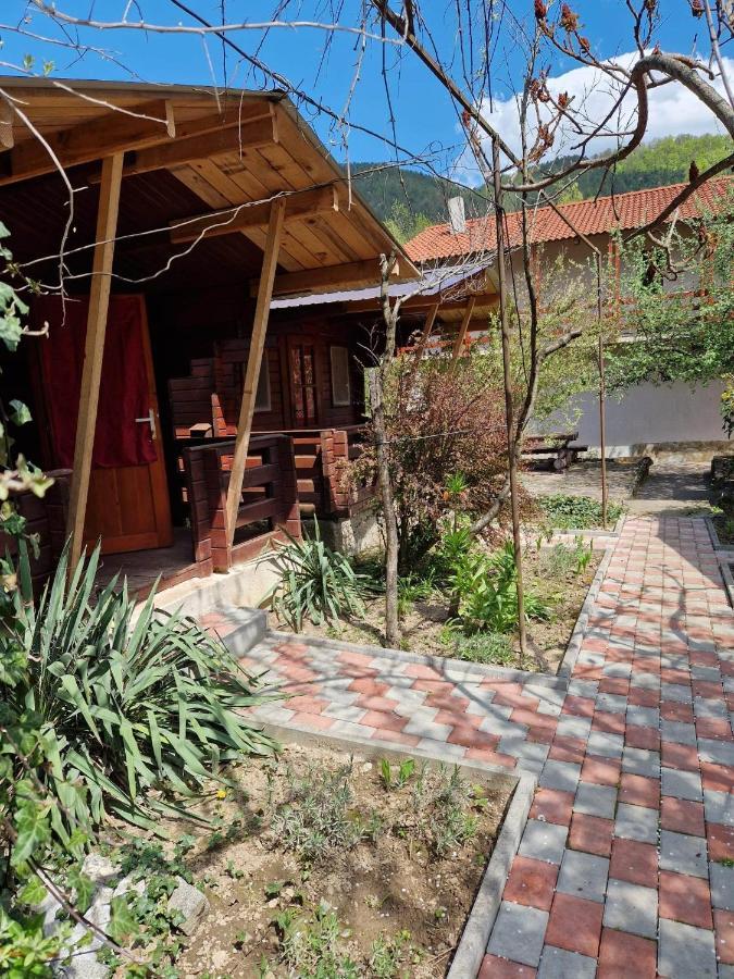 Casa Jan B. Hotel Lorau Bagian luar foto